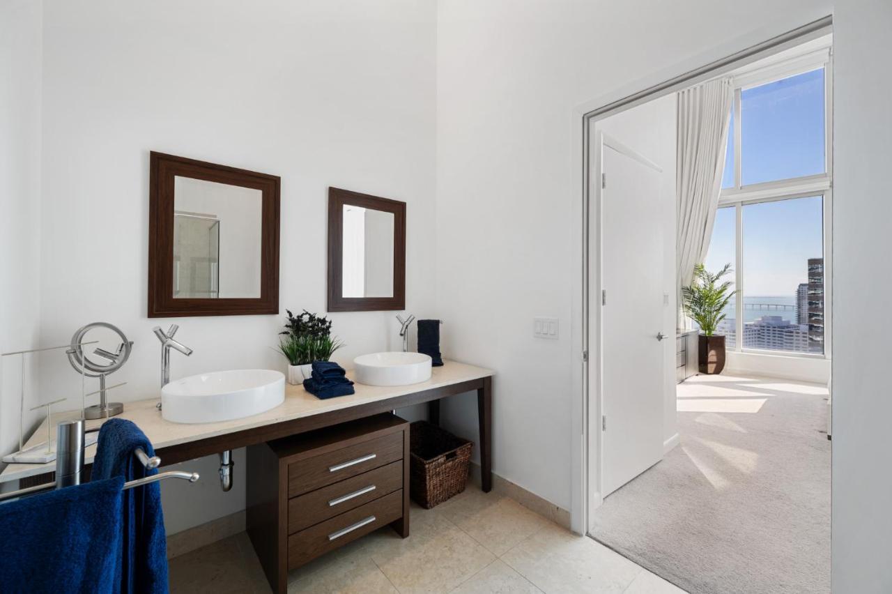 شقة Iconic Luxurious High Ceilings Unit Brickell W ميامي المظهر الخارجي الصورة