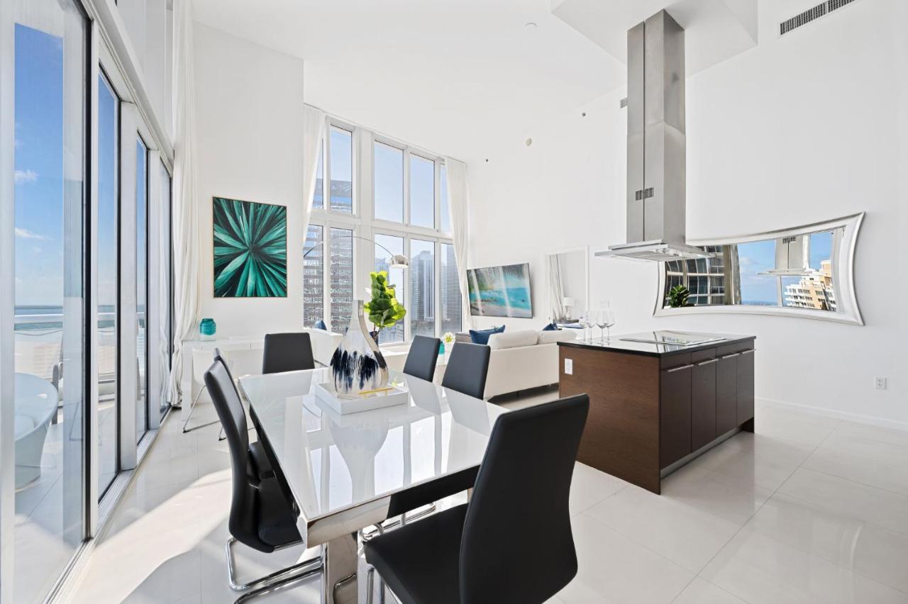 شقة Iconic Luxurious High Ceilings Unit Brickell W ميامي المظهر الخارجي الصورة